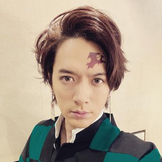 DAIGOが｢鬼滅の刃｣炭治郎のコスプレ公開【ハロウィーン】