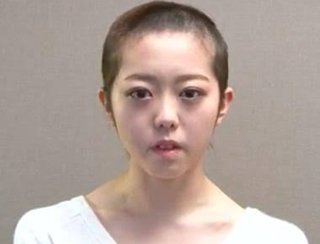 髪の毛が邪魔すぎてスキンヘッドにしたい