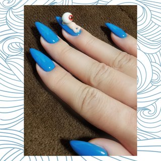 ネイルする派、しない派