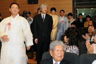 秋篠宮さま ｢娘と小室さんの結婚を認める｣ …55歳誕生日会見