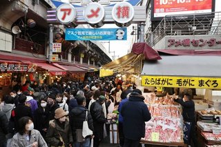 【東京都】年の瀬アメ横 3日間で45万人「ありがたい」