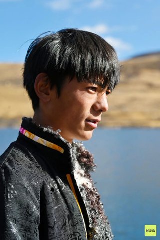 チベットの青年 天然の美、素敵！