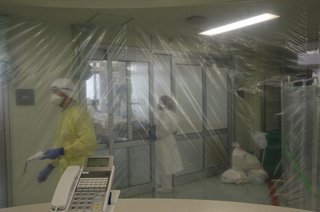 菅首相はコロナ禍でも朝昼晩「外食フルコース」の贅沢三昧　スガやめろ