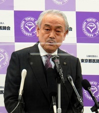 都医師会｢知事も首相も一生懸命やっている｡マスコミはなぜ皮肉めいた報道ばかりするのか｣