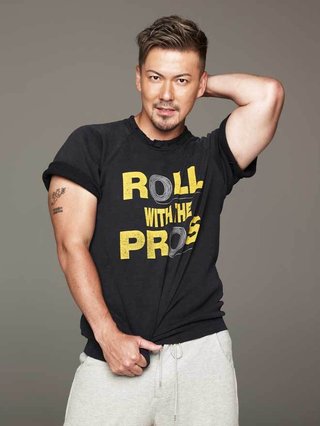 このイケメン、48歳に見える？