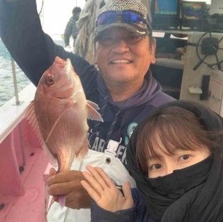 榎本加奈子さん、夫・佐々木主浩さんと夫婦ショット公開