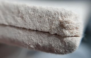 中国製の珪藻土製品にアスベストが含まれる理由　建材を転用して製造