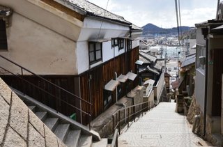 もし尾道の歴史景観地区の古民家が無料で提供されていたら、住んでもいい？