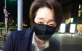 菅首相はコロナ禍でも朝昼晩「外食フルコース」の贅沢三昧　スガやめろ