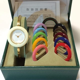 もう25年以上前に流行ったGUCCIのこの時計