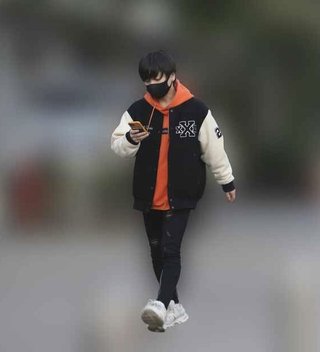 路上動画でバズった人気歌手・優里（26）が「Juice=Juice」メンバーと“半同棲”熱愛