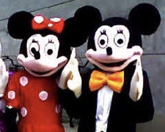 “パクリ大国” 中国にミッフィーそっくりの「アート」