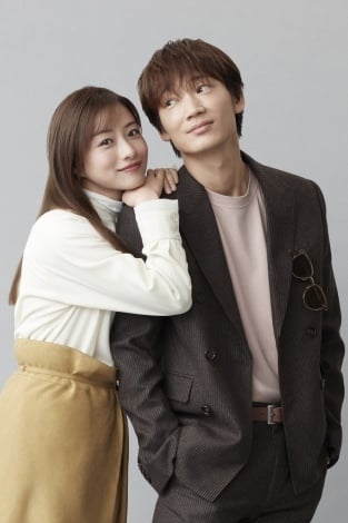 4月期水曜ドラマ連続ドラマ『恋はDeepに』にW主演する石原さとみ、綾野剛