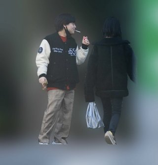 路上動画でバズった人気歌手・優里（26）が「Juice=Juice」メンバーと“半同棲”熱愛