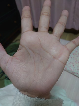 手相占い師目指して勉強中なんですけど