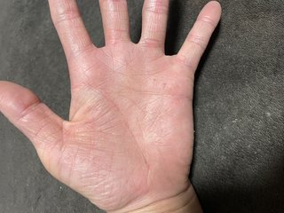 手相占い師目指して勉強中なんですけど