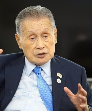 今の日本のネット環境が充実してるのは森元総理のおかげだった！びっくり。