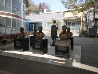 韓国人団体、世界初の「慰安婦像公園」を米国に造成へ