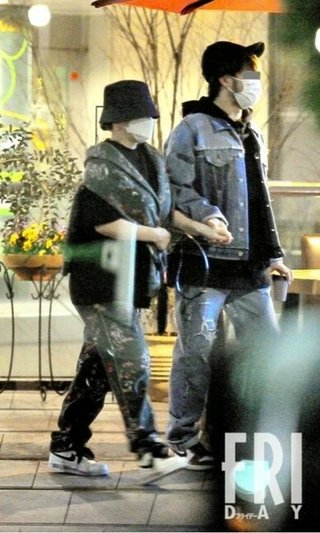 浜崎あゆみ「お気に入りの彼」と夕刻の手つなぎデート