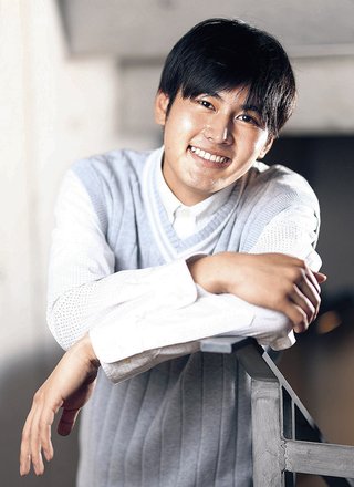 松崎しげる長男は２２歳俳優・松谷優輝だった　デビュー２年初告白「父を超えた