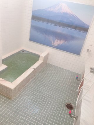 &#x{11:F8E2};なんでもいｰから&#x{11:F8E2};