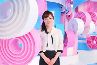 日テレ『ZIP！』スタジオリニューアル大不評「目がチカチカ」「吐き気とめまいが…」 