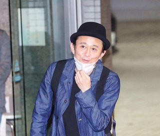 有吉が苦笑、ダチョウ上島に結婚報告の電話したら…