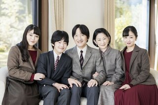 問われる秋篠宮さまの“説明責任”「結婚を認める」発言撤回せず？