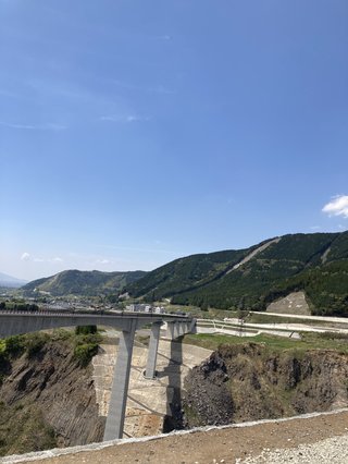 &#x{11:F8E2};なんでもいｰから&#x{11:F8E2};