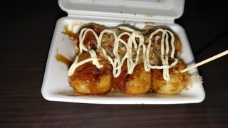 このたこ焼きいくらやと思う？値段聞いたら腰抜かすで！！