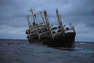 島根沖で北朝鮮貨物船沈没・全乗員21人無事