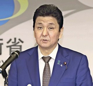 朝日&毎日新聞の記者､記事のためにワクチン接種を虚偽予約 岸防衛相が抗議の意向