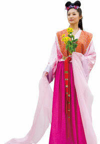 東京オリンピック表彰式の衣装が公開 「ジャップ｣の山口壮大がデザイン