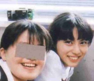 デビュー前の女優の写真なんだけどさ。つまり、整形すればだれでも