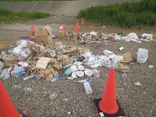 200人規模の音楽イベントを行ったグループ ゴミ放置