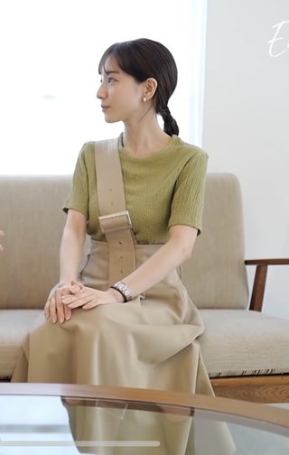 田中みな実さんのこのスカート