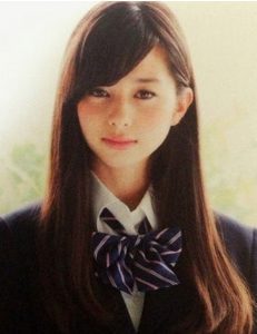 中条あやみの卒アル写真