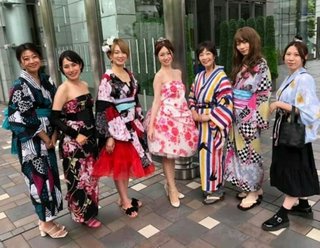 これでも浴衣？　この夏、ドレス風に着こなせば、誰もが振り返る