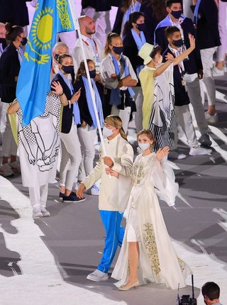 五輪開会式　海外メディア「簡素だが感動的」