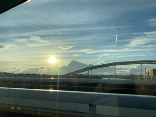 &#x{11:F8E2};なんでもいｰから&#x{11:F8E2};