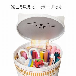 カップヌードル　本物そっくりポーチ付き記念ブック