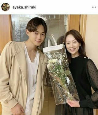 白城あやか、中山秀征との長男の顔出しショットが「イケメン過ぎ」「目元がそっくり」と話題