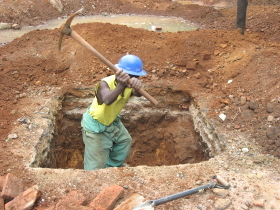 ビートたけしが乗る車が襲われる…生放送(｢民主党政権はみんなトラウマ｣)出演の直後