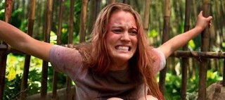 女が捕らえられて脱糞するシーン(´・ω・｀)