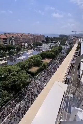 いつまでコロナ祭りやってんの？？アホかよｗ