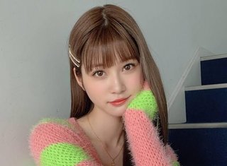 めるること生見愛瑠