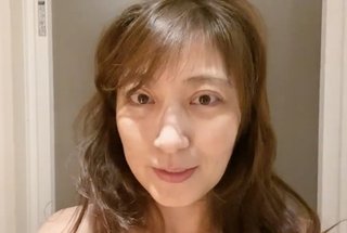熊田曜子、短パン＆お腹見せの体操服姿に絶賛の嵐「まだまだイケてます」「美お腹」