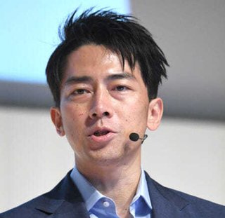 小泉進次郎氏の肝いり「有料レジ袋」廃止か　桜田義孝議員が新環境相に相談