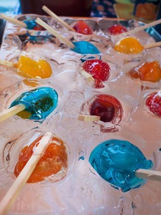 関東住みじゃない人って屋台のあんず飴知らないんだって