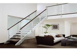 夢の注文住宅　いざ建ったらリビングに一切太陽の光が入らない